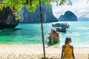 Coral Island Tour by Speedboat with Indian Lunch